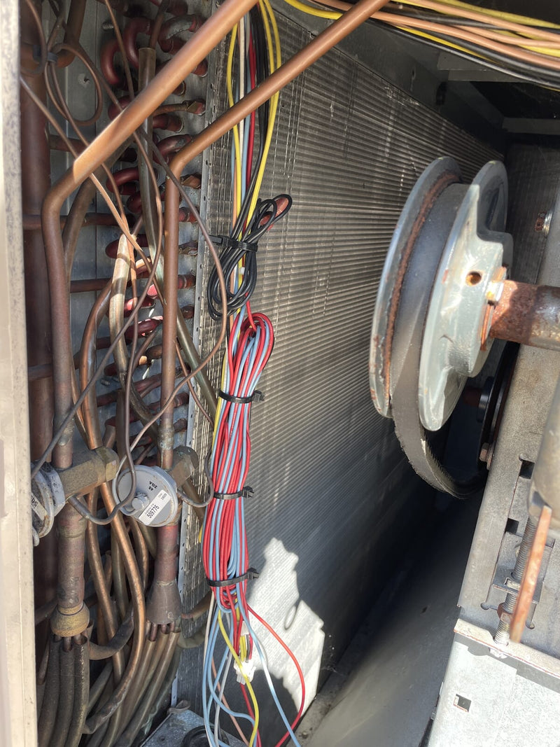 Unidad de condensación de calefacción y refrigeración por aire York ZH150 Predator - 12,5 toneladas