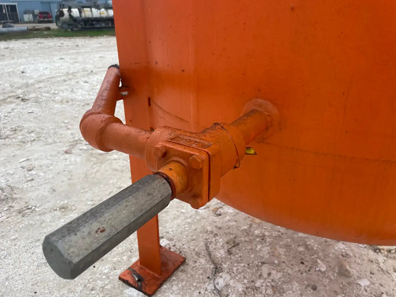 Industrial Service &amp; Fabricators, Inc Receptor de amoníaco vertical (45 x 190 pulgadas, 1500 galones)