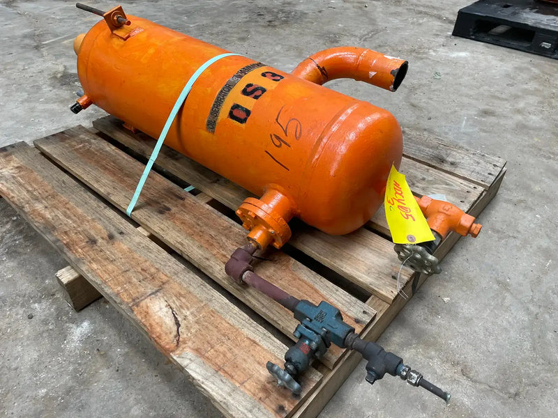 E.L Nickell Co  Horizontal Ammonia Oil Tank (10in X 30in. 30 Gallons)