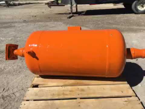 Vilter 93410F Horizontal Oil Separator (15in X 30 in. 20 Gallons)