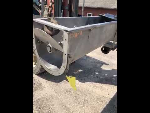 Brown Stainless Horizontal Transfer Auger Mixer