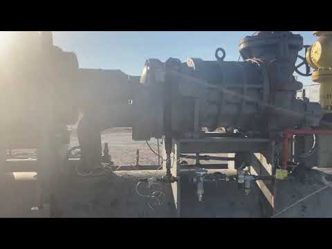 Paquete de compresor de tornillo rotativo FES (FES 575B-LE, 200 HP 460 V, micropanel de control GEA)