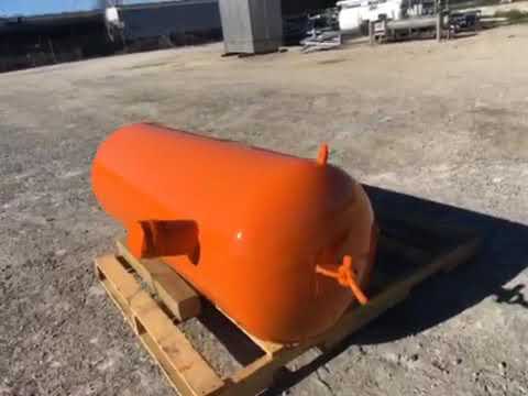 Globe Ice Machine Co. Horizontal Oil Separator (23in X 64 in. 115 Gallons)