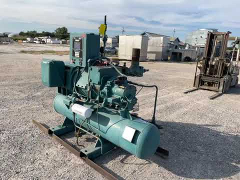 Paquete de compresor de tornillo rotativo Frick RXF-50 (Frick XJF120S, 150 HP 230/460 V, panel de control Frick Micro)