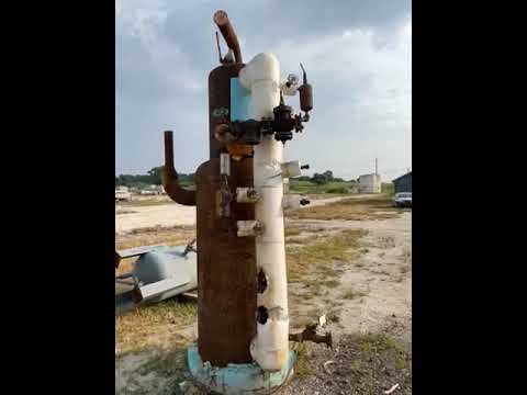 Vertical Oil Separator (32in X 120in. 418 Gallons)