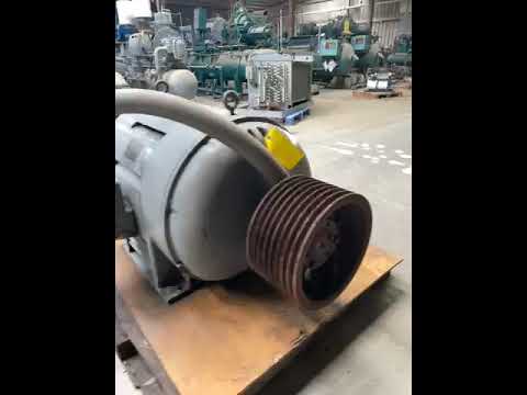 Motor de inducción polifásico ideal (150 HP, 1175 RPM, 440 V)