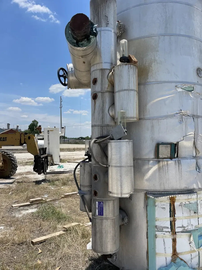 Recirculador de amoníaco vertical RVS (48 diámetro x 147 pulg. 1134 galones. Bombas de 2 a 5 HP).