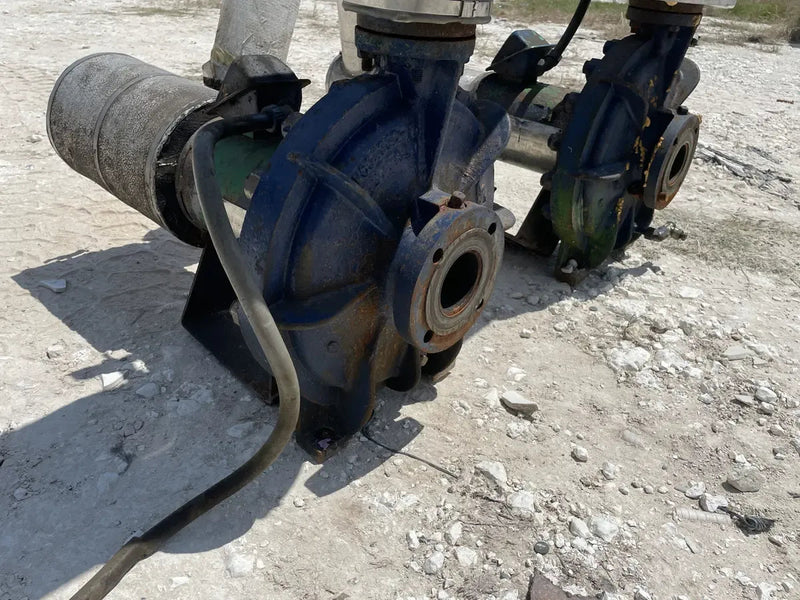 Recirculador de amoníaco vertical RVS (48 diámetro x 147 pulg. 1134 galones. Bombas de 2 a 5 HP).