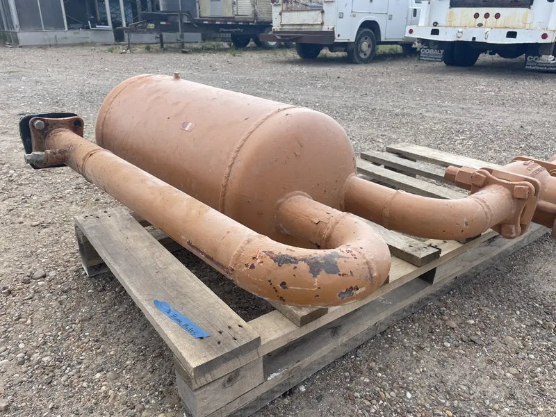 Vilter Horizontal Oil Separator (15in X 35in. 35 Gallons)