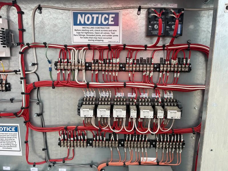 RAE Corporation RCUAC8BD80-H7 Condensador enfriado por aire (50 TR)