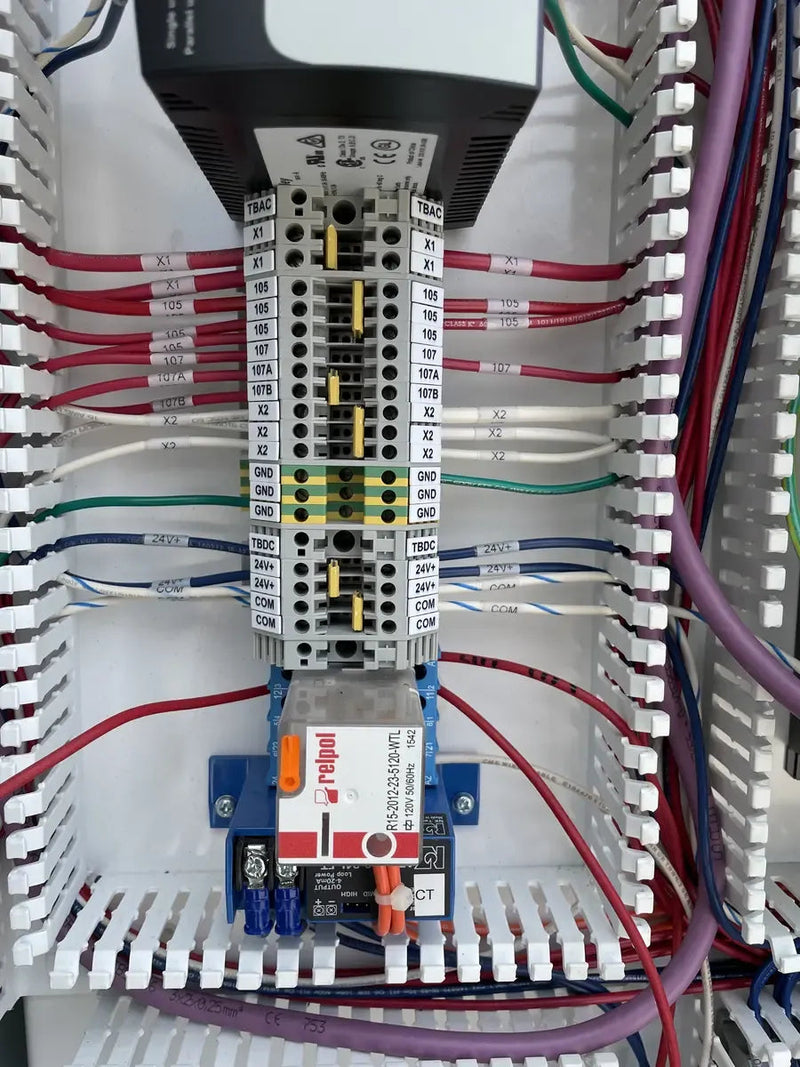 Paquete de compresor de tornillo rotativo Mycom N220JS-LI-E-250 (N220JS-LI-E-250, 250 HP 460 V, panel de control micro Mycom)