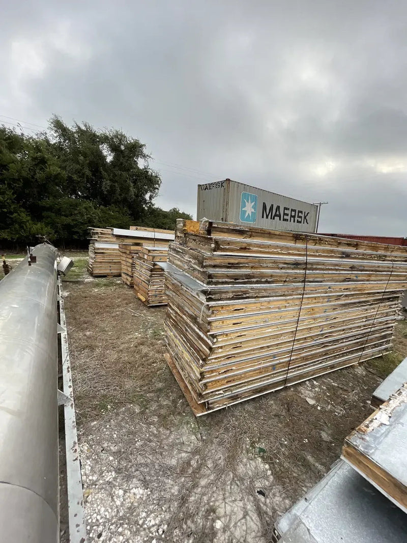 Walk-In Cold Storage Room Package Including Refrigeration Units (40'L x 14'H x 20'W)