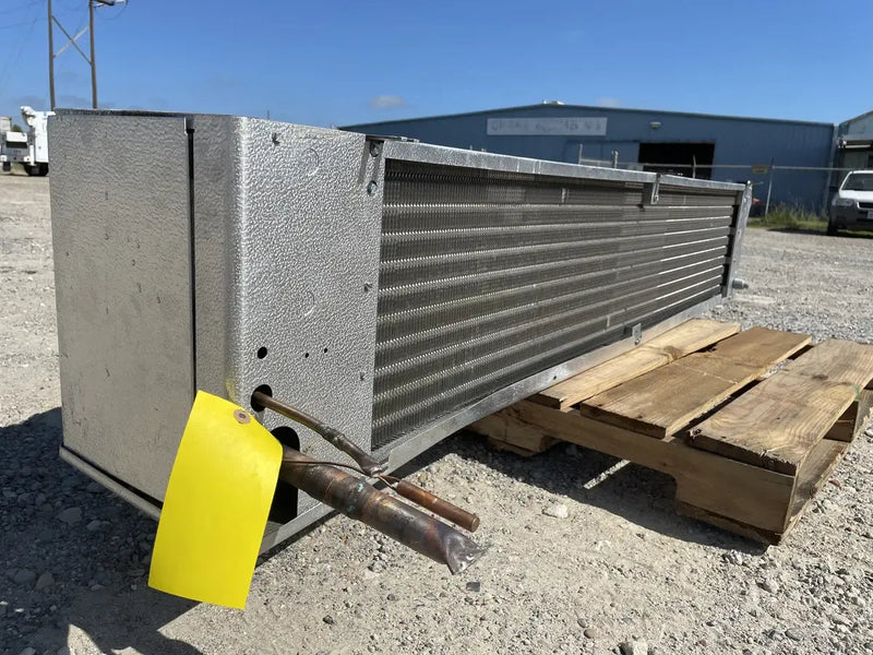 Walk-In Cold Storage Room Package Including Refrigeration Units (40'L x 14'H x 20'W)