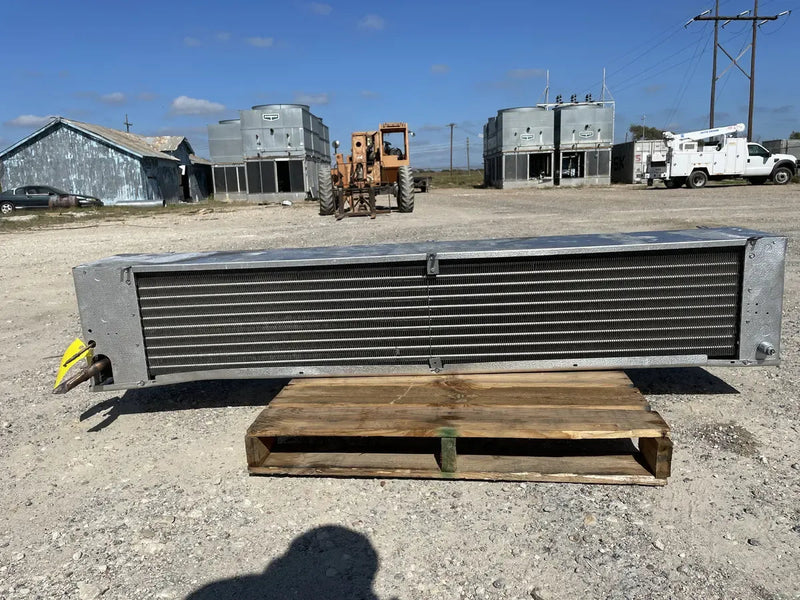 Walk-In Cold Storage Room Package Including Refrigeration Units (40'L x 14'H x 20'W)