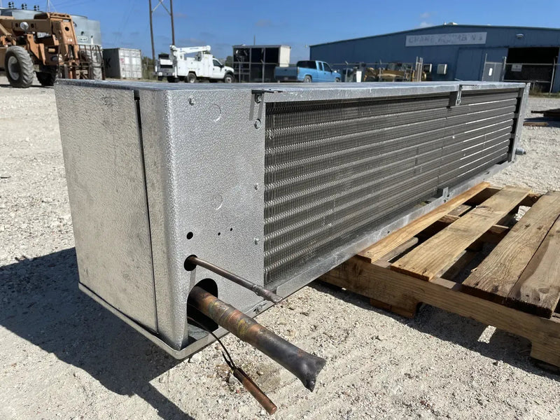 Walk-In Cold Storage Room Package Including Refrigeration Units (40'L x 14'H x 20'W)