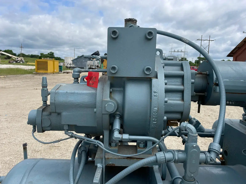 Howden XRV127-R3 Rotary Screw Compressor Package (Howden XRV127-R3, 100 HP 208-230/460 V, Micro Control Panel)