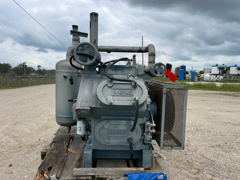 Paquete de compresor alternativo Sabroe SMC-106E de 6 cilindros (75 HP, 208-230/460 V)