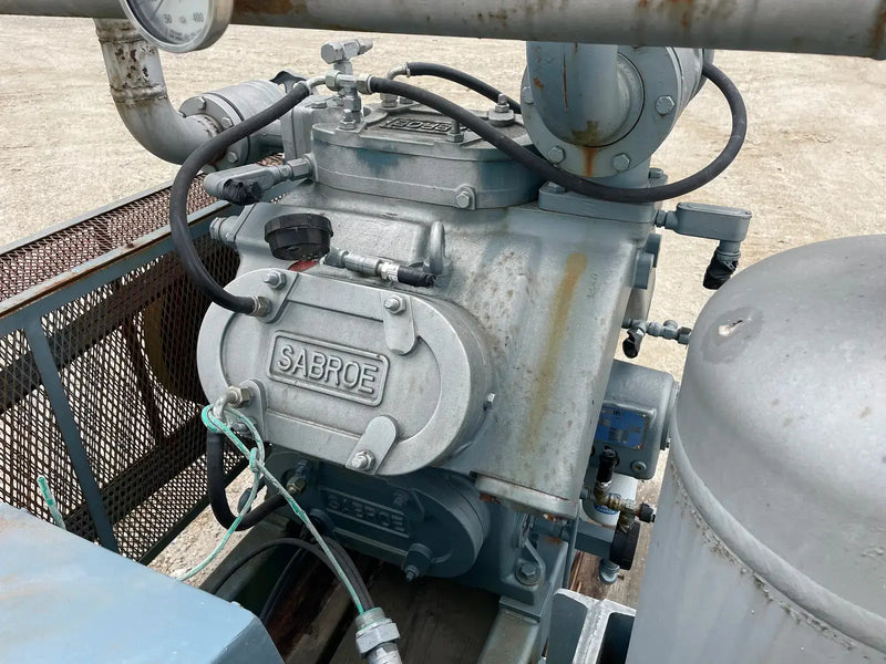 Paquete de compresor alternativo Sabroe SMC-106E de 6 cilindros (75 HP, 208-230/460 V)