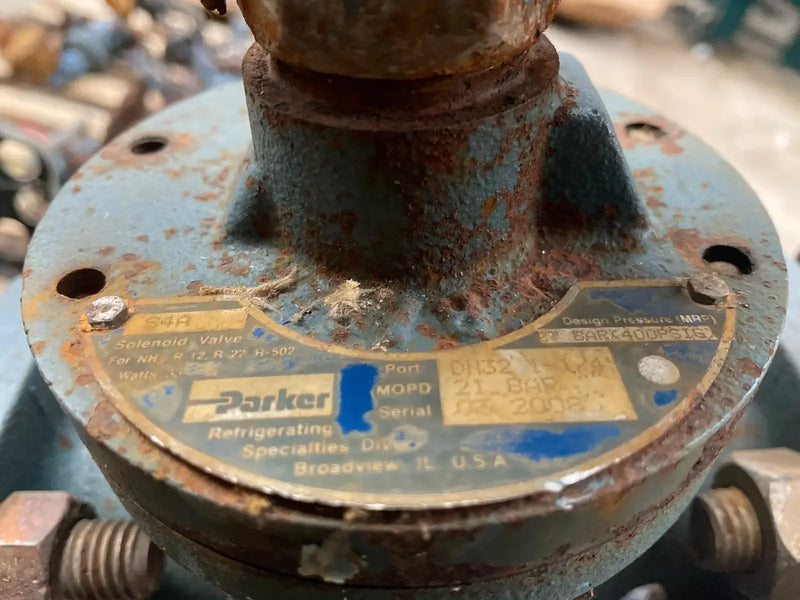 Válvula solenoide Parker Refrigeration Amoníaco S4A con válvula de cierre de globo (1-1/4")
