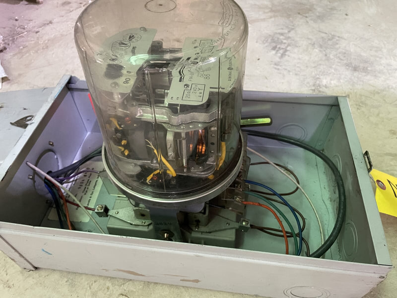 General Electric VM-64S Watthour Meter (240V, 60Hz)