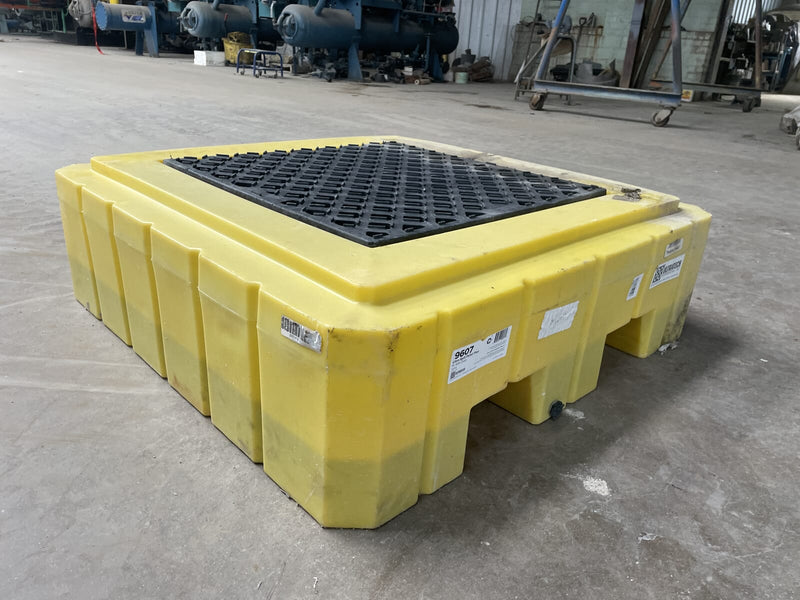Ultra-Spill P1 Pallet Plus con drenaje (1 tambor)