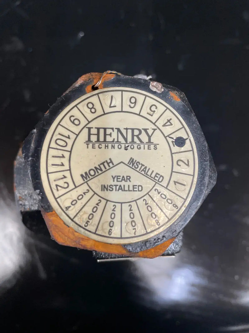 Henry Technologies 5601 Válvula de alivio de presión (1/2" FPT x 1" FPT)