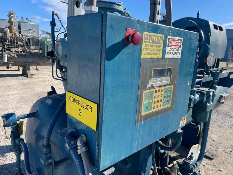 Mycom 160VLD Rotary Screw Compressor Package (Mycom 160VLD, 200 HP 230/460 V, Micro Control Panel)