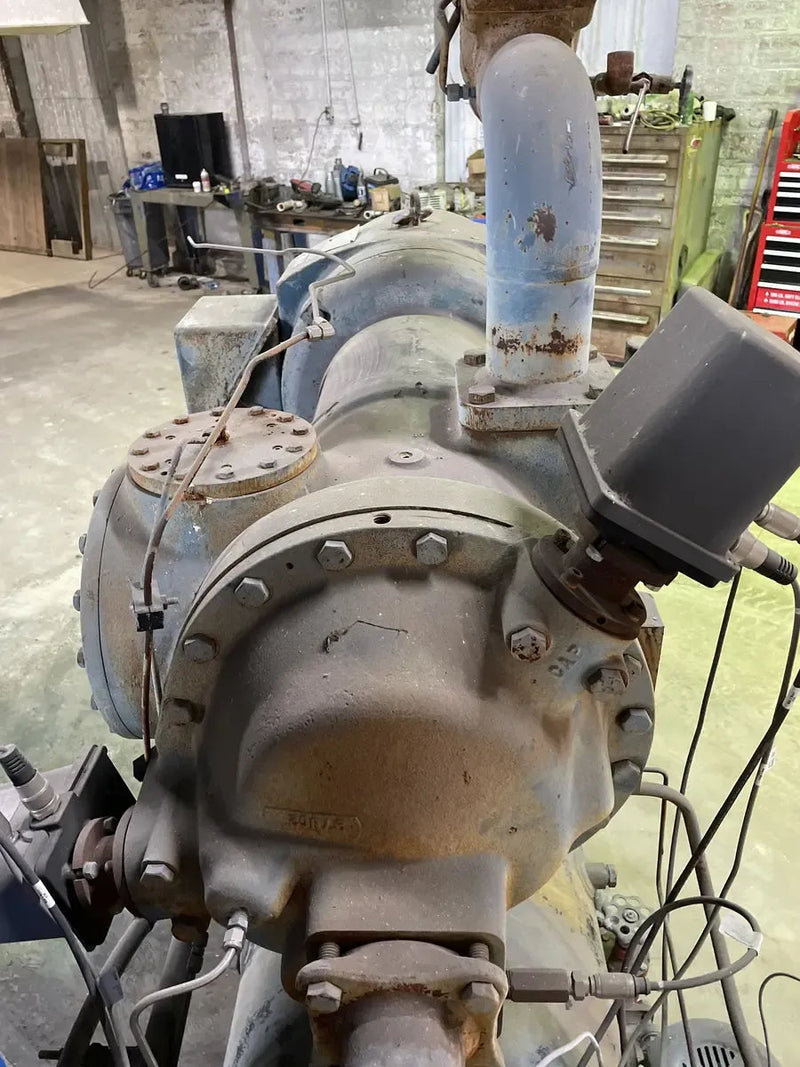 Vilter Rotary Screw Compressor Package (Vilter VSR221, 125 HP 230/460 V, Vilter Micro Control Panel)