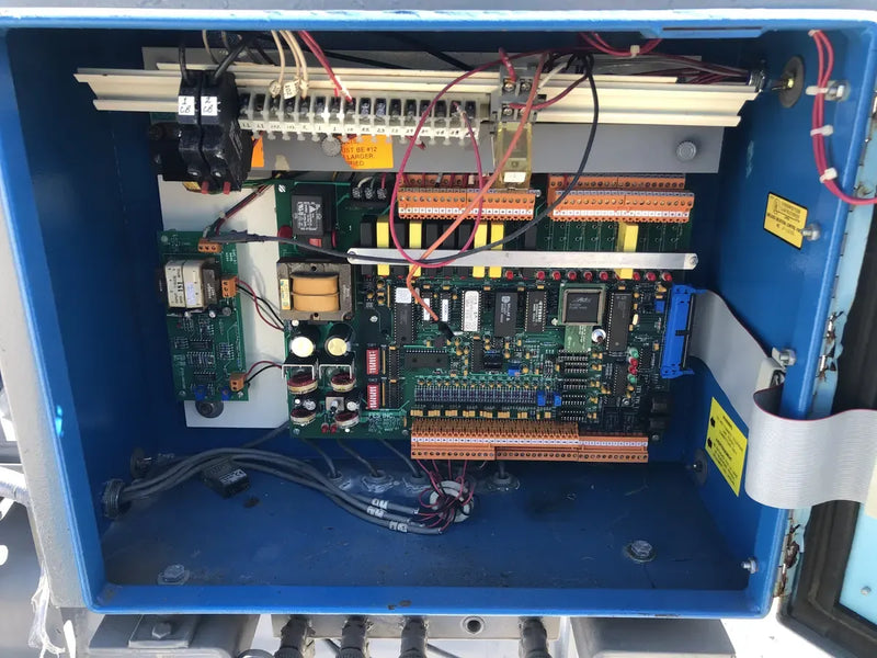 Paquete de compresor de tornillo rotativo FES 16S (Kobelco 16S, 200 HP 230/460 V, micropanel de control FES)