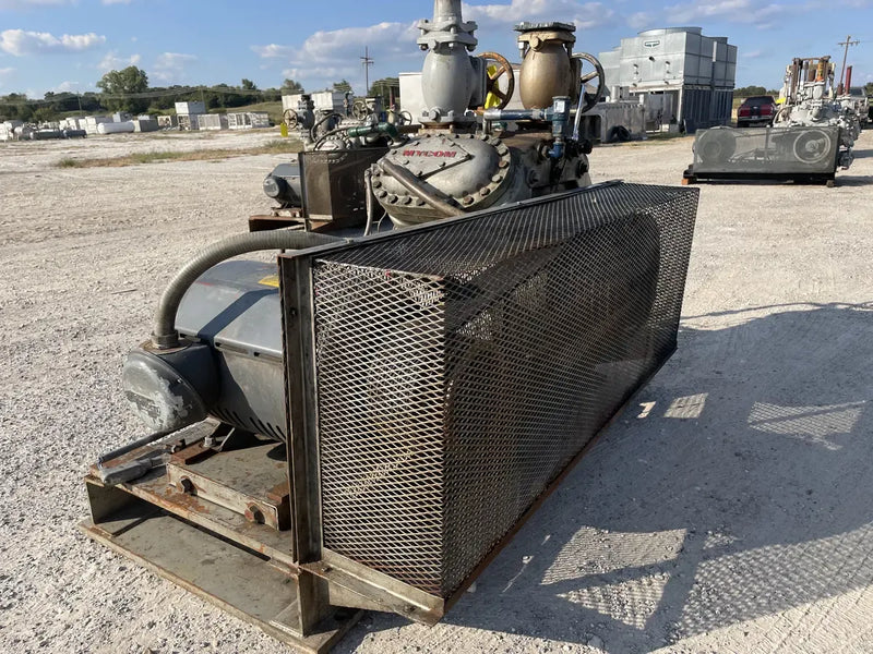 Paquete de compresor alternativo Mycom N4B de 4 cilindros (75 HP 230/460 V, accionado por correa)