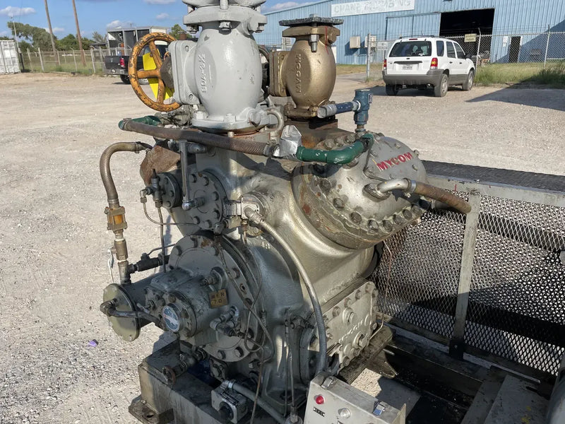 Paquete de compresor alternativo Mycom N4B de 4 cilindros (75 HP 230/460 V, accionado por correa)