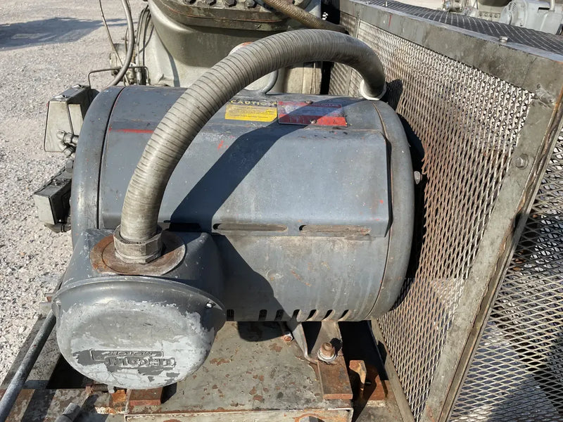 Paquete de compresor alternativo Mycom N4B de 4 cilindros (75 HP 230/460 V, accionado por correa)