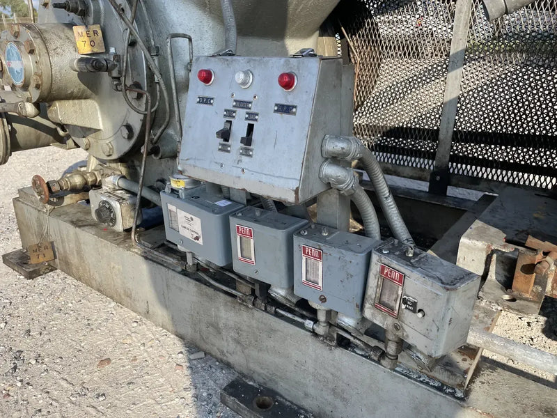 Paquete de compresor alternativo Mycom N4B de 4 cilindros (75 HP 230/460 V, accionado por correa)