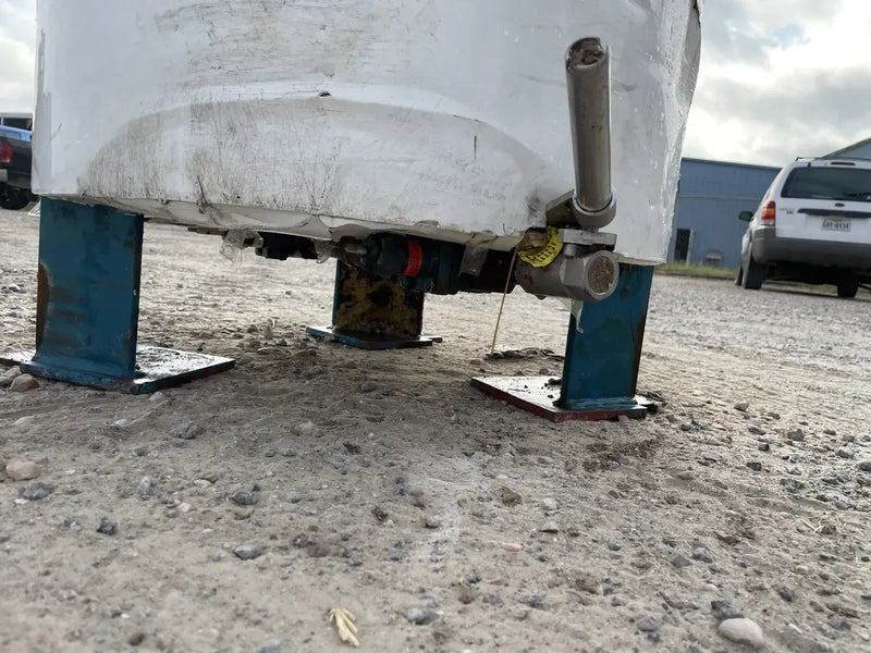 RVS Inc Vertical Ammonia Receiver ( in. X in. Gallons)