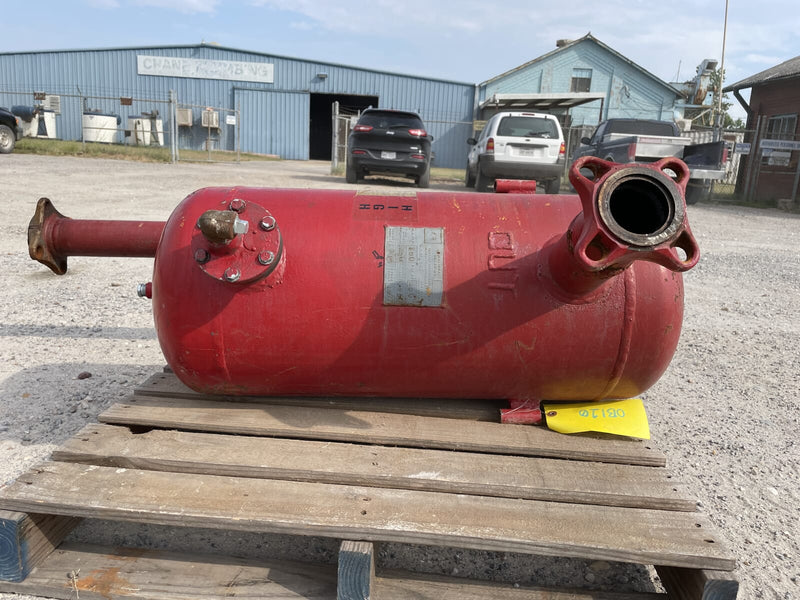 Seattle Refrigeration Inc Vertical Oil Separator (13in X 33in. 20 Gallons)