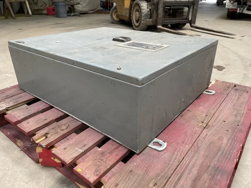 Allen-Bradley Motor Starter (100 HP)