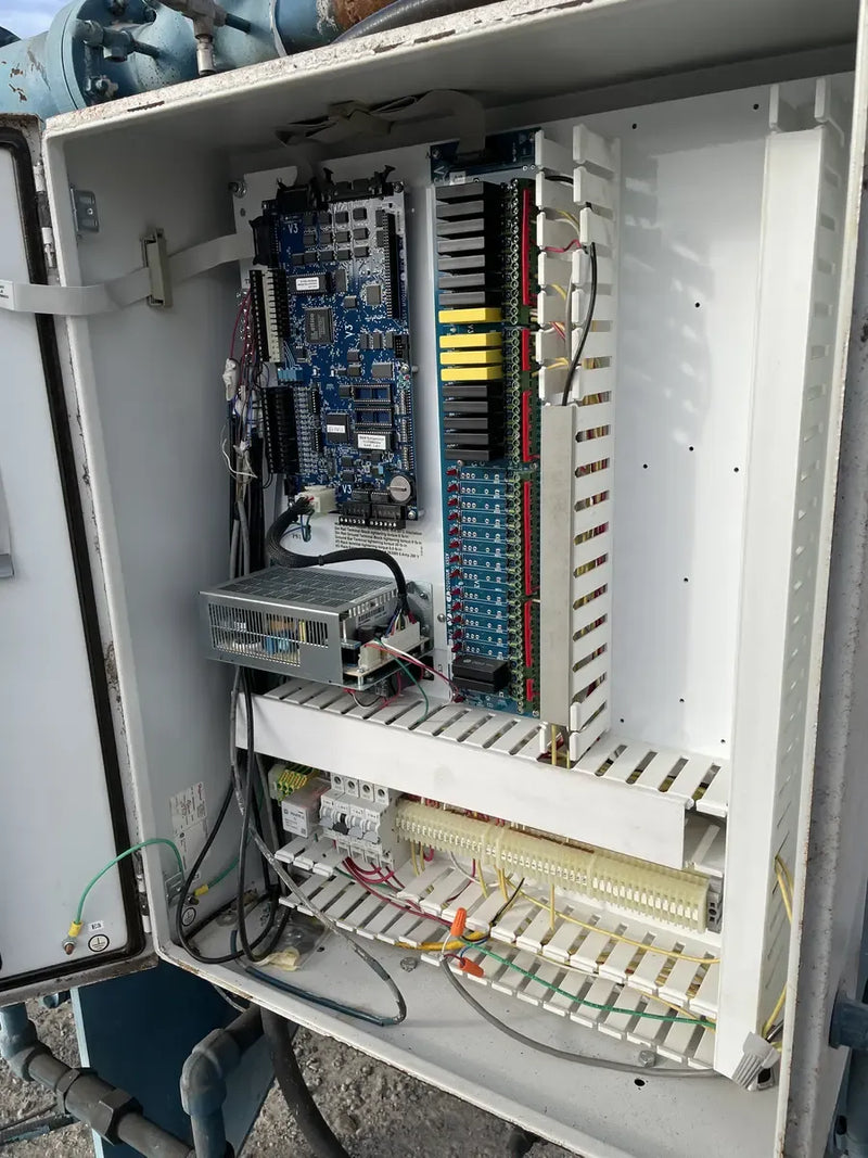Paquete de compresor de tornillo rotativo Vilter (COMPRESOR DE TORNILLO FALTANTE, 200 HP 460 V, panel de control micro)