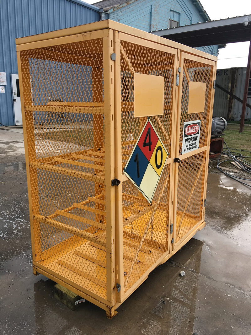 Cylinder Storage Cabinet 17 Cylinder Capacity