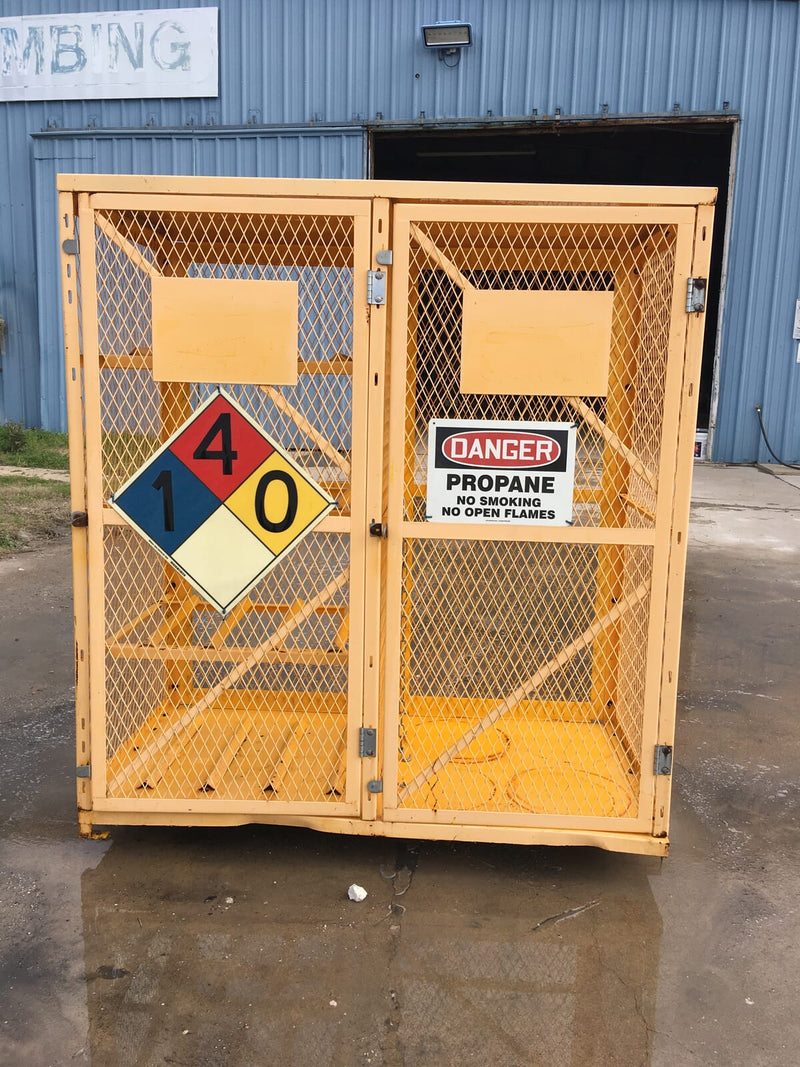 Cylinder Storage Cabinet 17 Cylinder Capacity