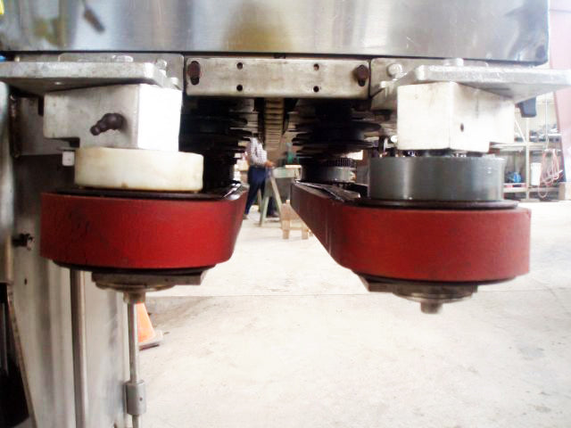 Pearl Packaging / Eastern Machine Bottle Capper with Vibratory Feeder Pearl Packaging / Eastern Machine 