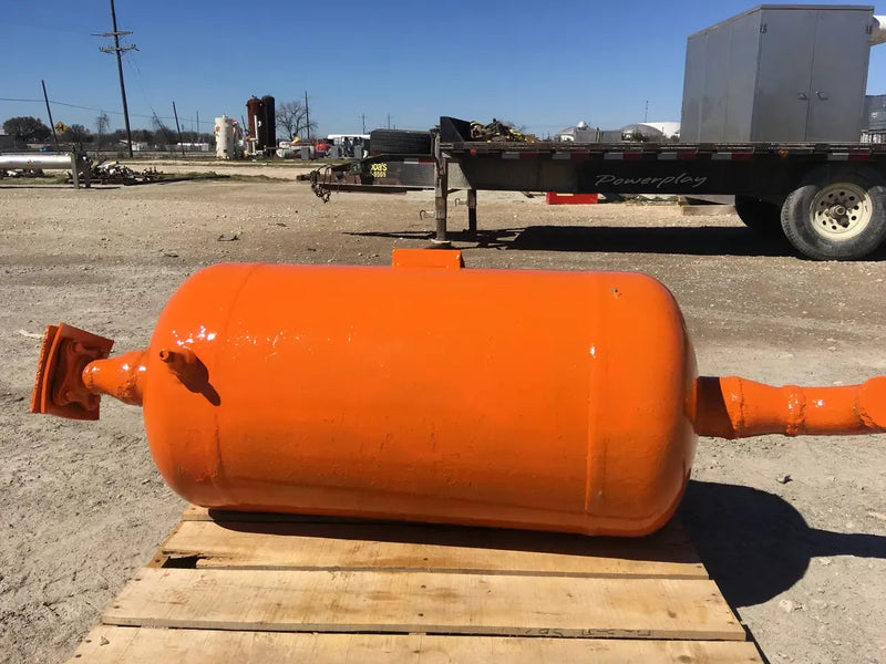 Vilter 93410F Horizontal Oil Separator (15in X 30 in. 20 Gallons)