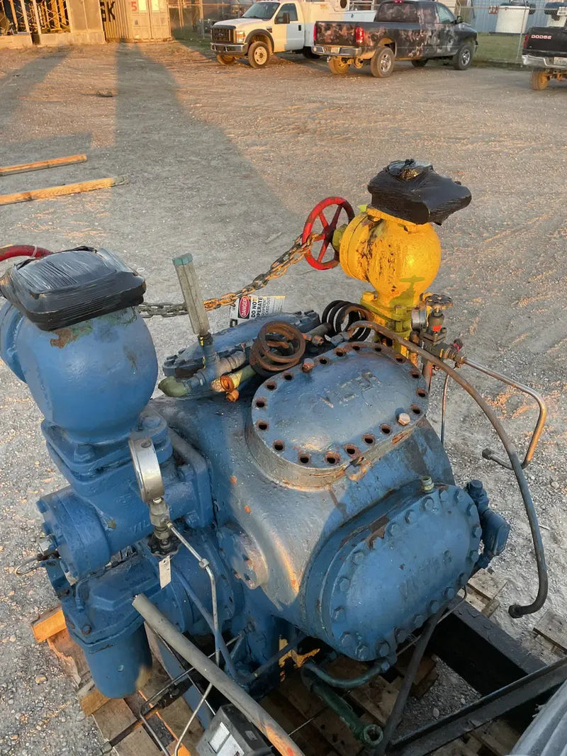 Vilter 448 8-Cylinder Reciprocating Compressor Package (100 HP 460 V, Belt Driven)