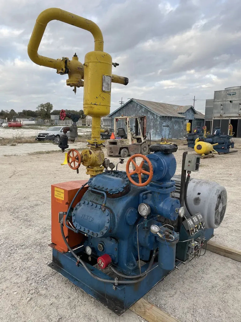 Vilter 448 8-Cylinder Reciprocating Compressor Package (100 HP 230/460 V, Belt Driven)