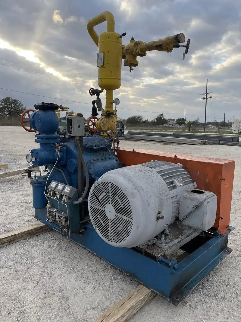Vilter 448 8-Cylinder Reciprocating Compressor Package (100 HP 230/460 V, Belt Driven)
