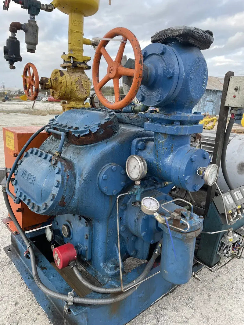 Vilter 448 8-Cylinder Reciprocating Compressor Package (100 HP 230/460 V, Belt Driven)