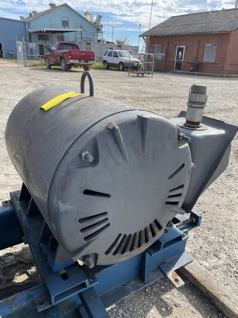 Vilter 4416 16-Cylinder Reciprocating Compressor Package (200 HP 460 V, Belt Driven)