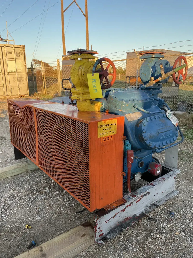 Vilter 448 8-Cylinder Reciprocating Compressor Package (100 HP 108-220/440 V, Belt Driven)