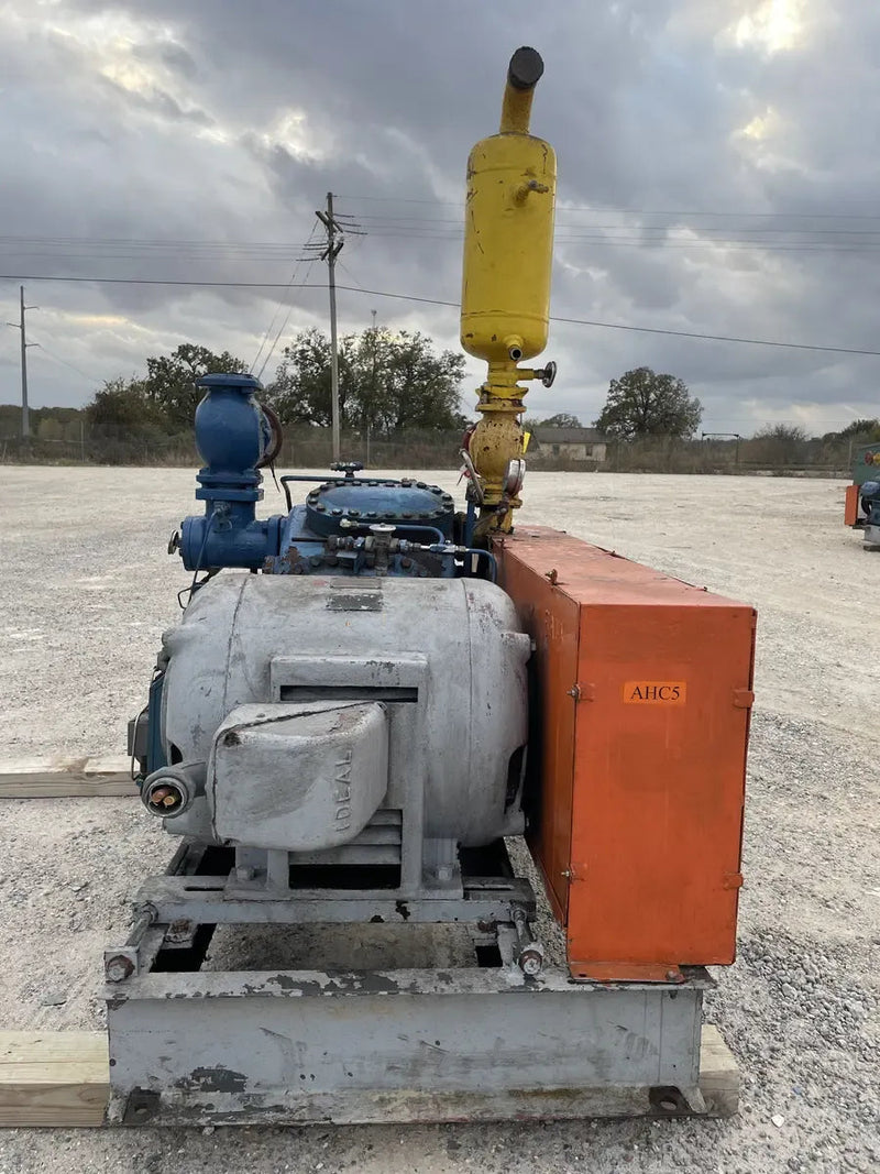Vilter 448 8-Cylinder Reciprocating Compressor Package (100 HP 208-220/440 V, Belt Driven)