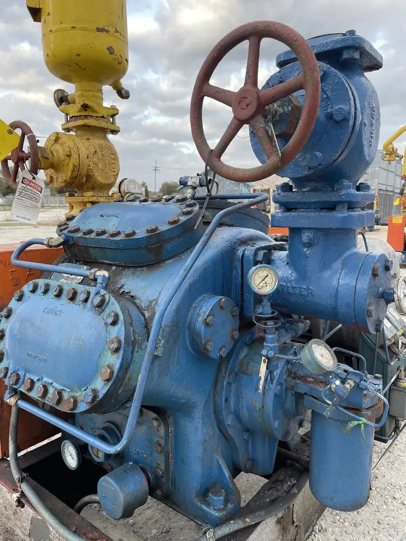 Vilter 448 8-Cylinder Reciprocating Compressor Package (100 HP 208-220/440 V, Belt Driven)