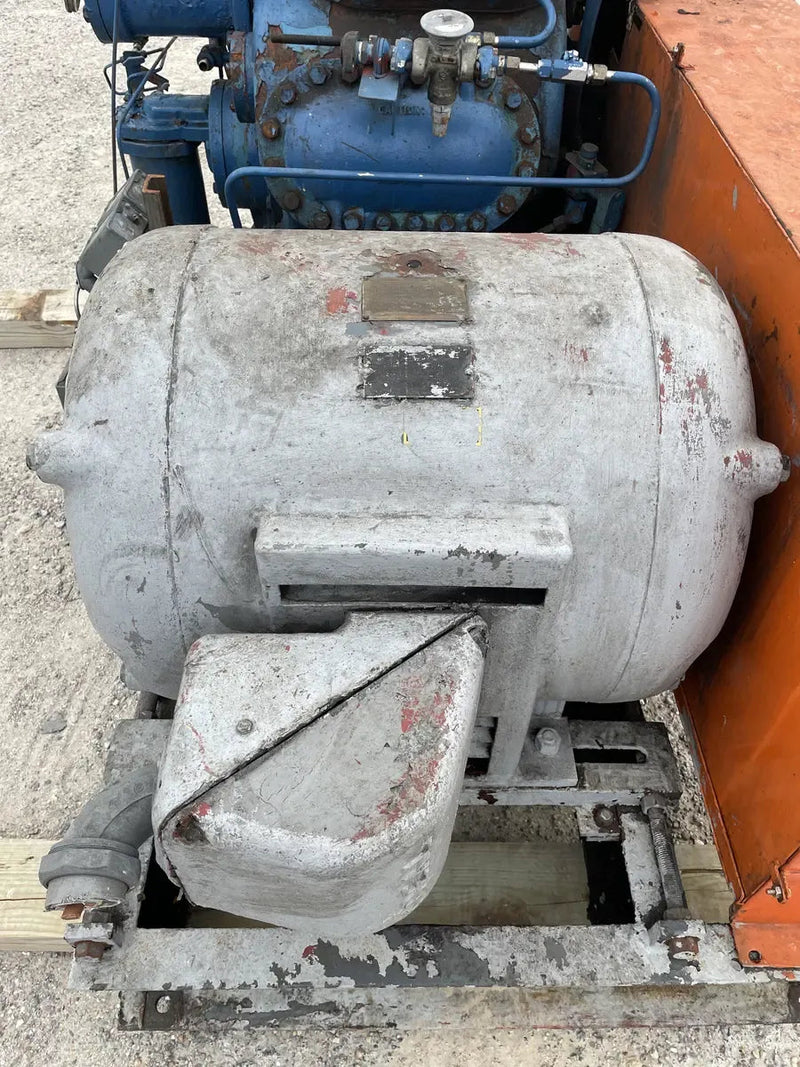 Vilter 448 8-Cylinder Reciprocating Compressor Package (100 HP 208-220/440 V, Belt Driven)